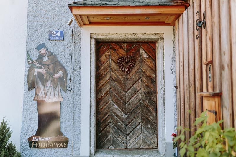 Baroque door with Saint Nepomuk | Hallstatt Hideaway