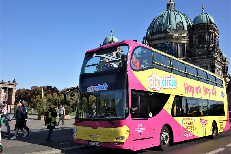 City_Circle_Bus_Berliner_Dom_c_Gundi_Abramski