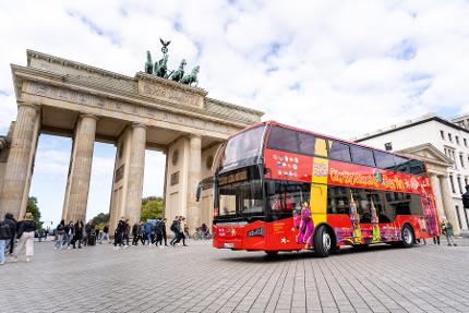 Hop-On Hop-off Bustour in Berlin: Klassische Tour | 24 oder 48 Stunden 24-Stunden-Ticket Erwachsener (BWC Rabatt)