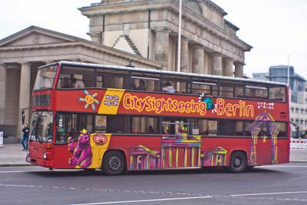 Hop-On/Hop-off-Bustour | Classical and Wall | 24 or 48 hours 24 hours ticket Family (2adults + 3children)