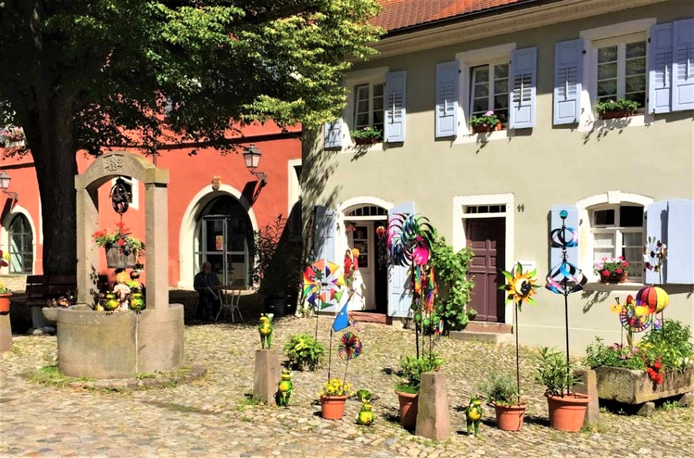 Wein- und Vesperstube zur alten Schmiede, (Vogtsbu Ferienwohnung in Baden Württemberg