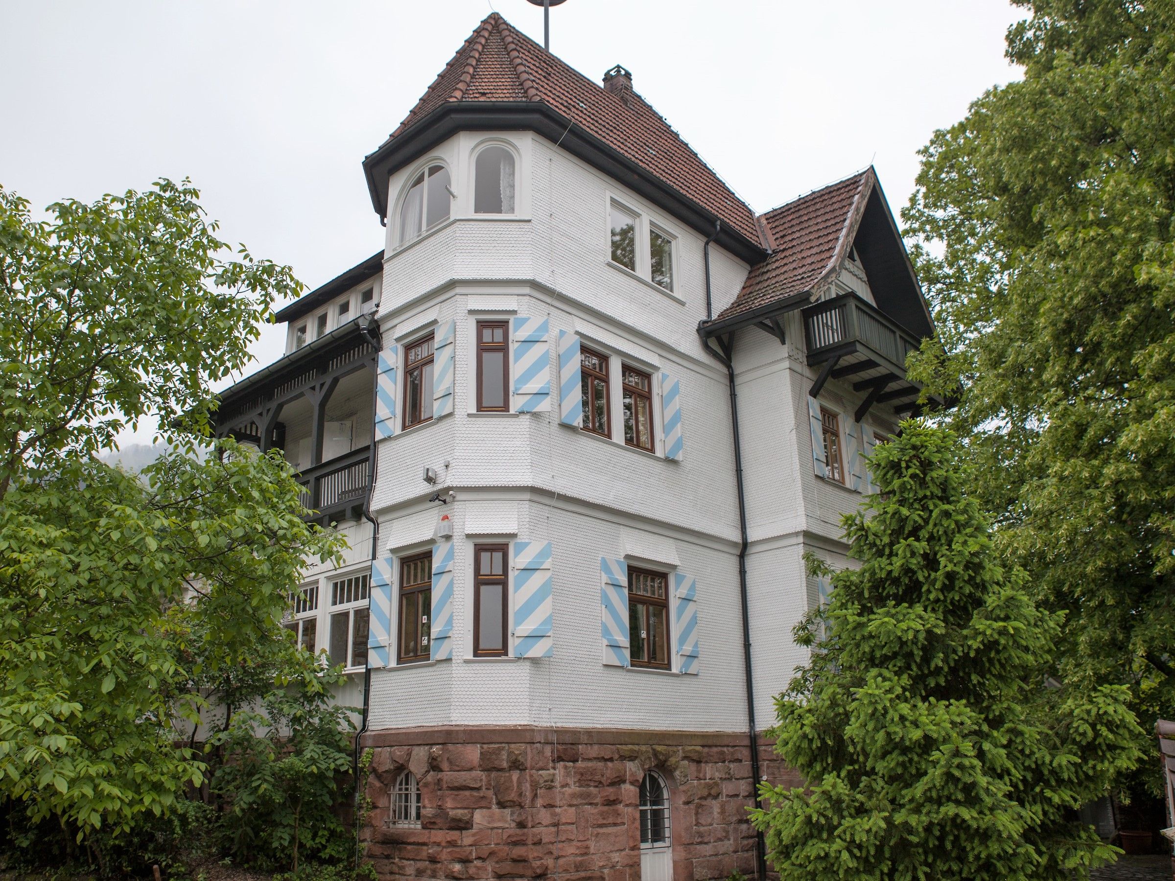 Villa Himmelsblau, (Bad Herrenalb). Ferienwohnung  Ferienwohnung 