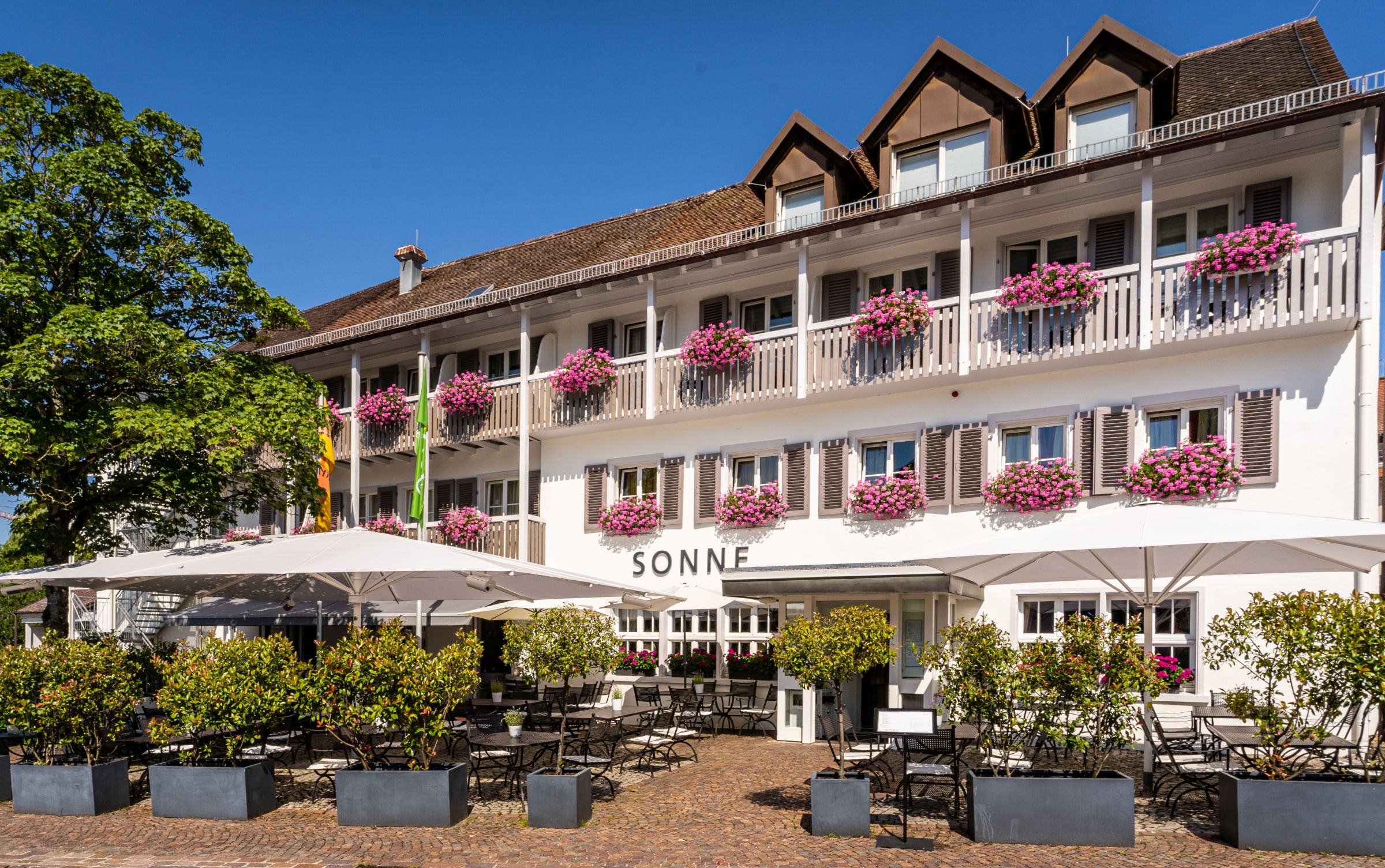Hotel Sonne, (Kirchzarten). Doppelzimmer "Sch Ferienwohnung in Europa