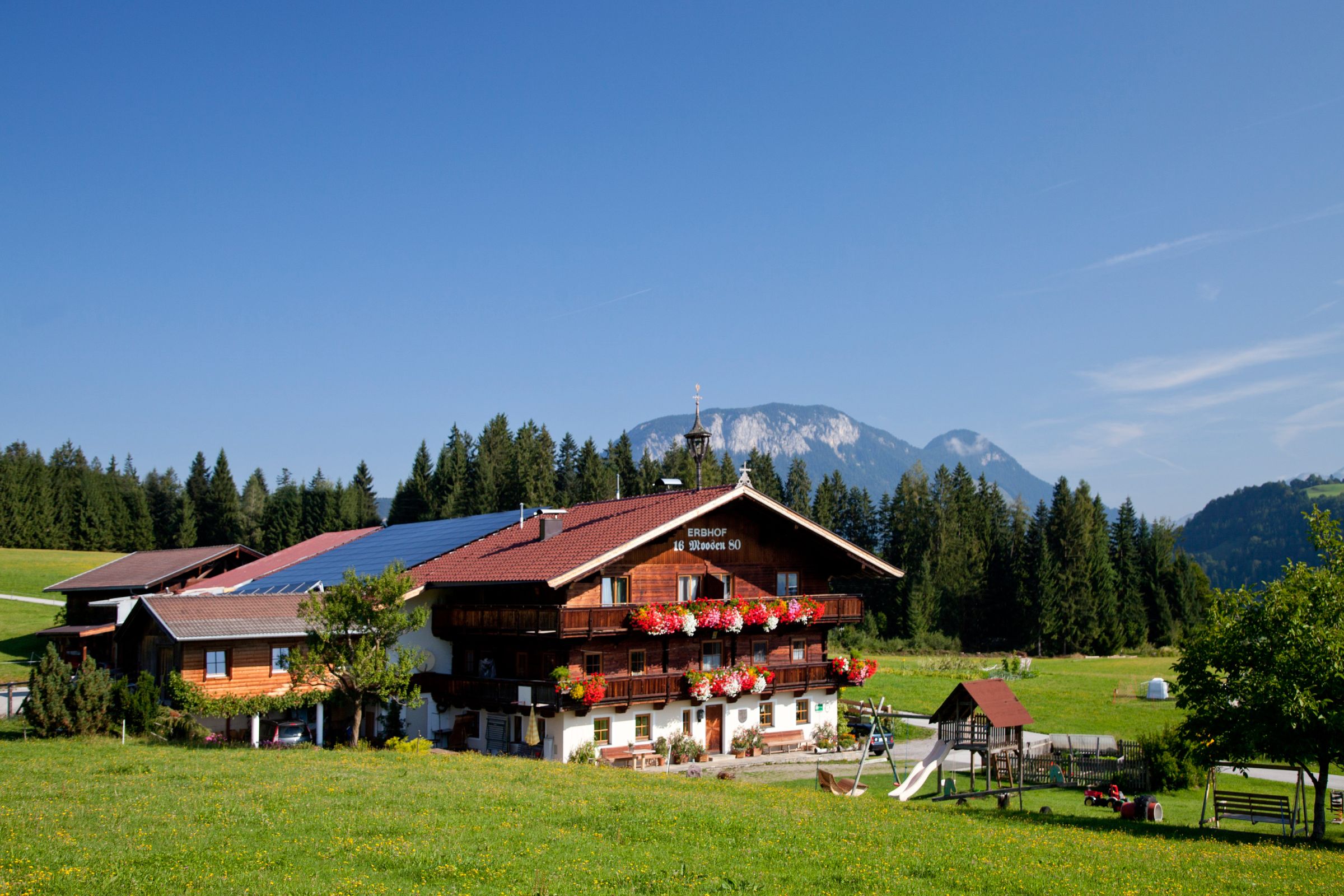 Achrainer-Moosen, (Hopfgarten im Brixtal). Alpenro Ferienwohnung in Ãsterreich