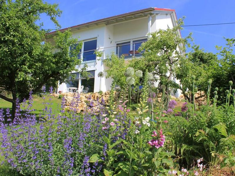 Haus Kallenberg mit Garten
