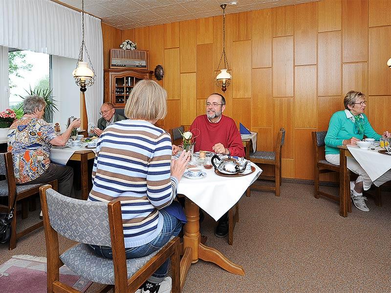 Ennen "HotelPension Haus Marlies" Neuharlingersiel