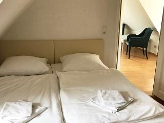 Schlafzimmer vorne im OG