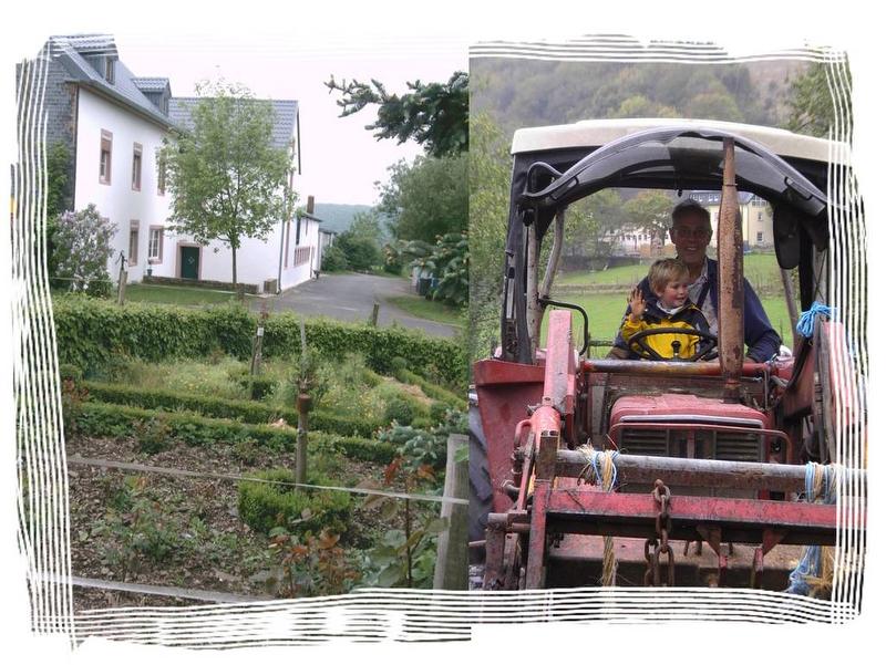 Traktorfahren auf dem Burscheiderhof