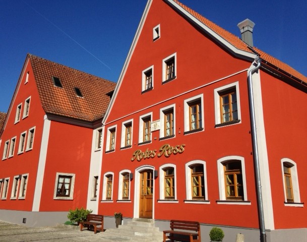 Hotel - Gasthof Rotes Ross, (Markt Einersheim). Ap Ferienwohnung 