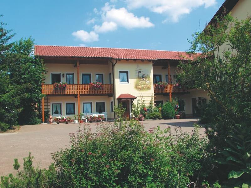 Landgasthaus-Pension Zum Eicherberg