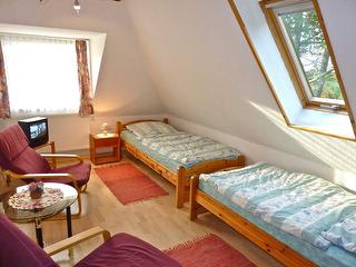 Schlafzimmer 2