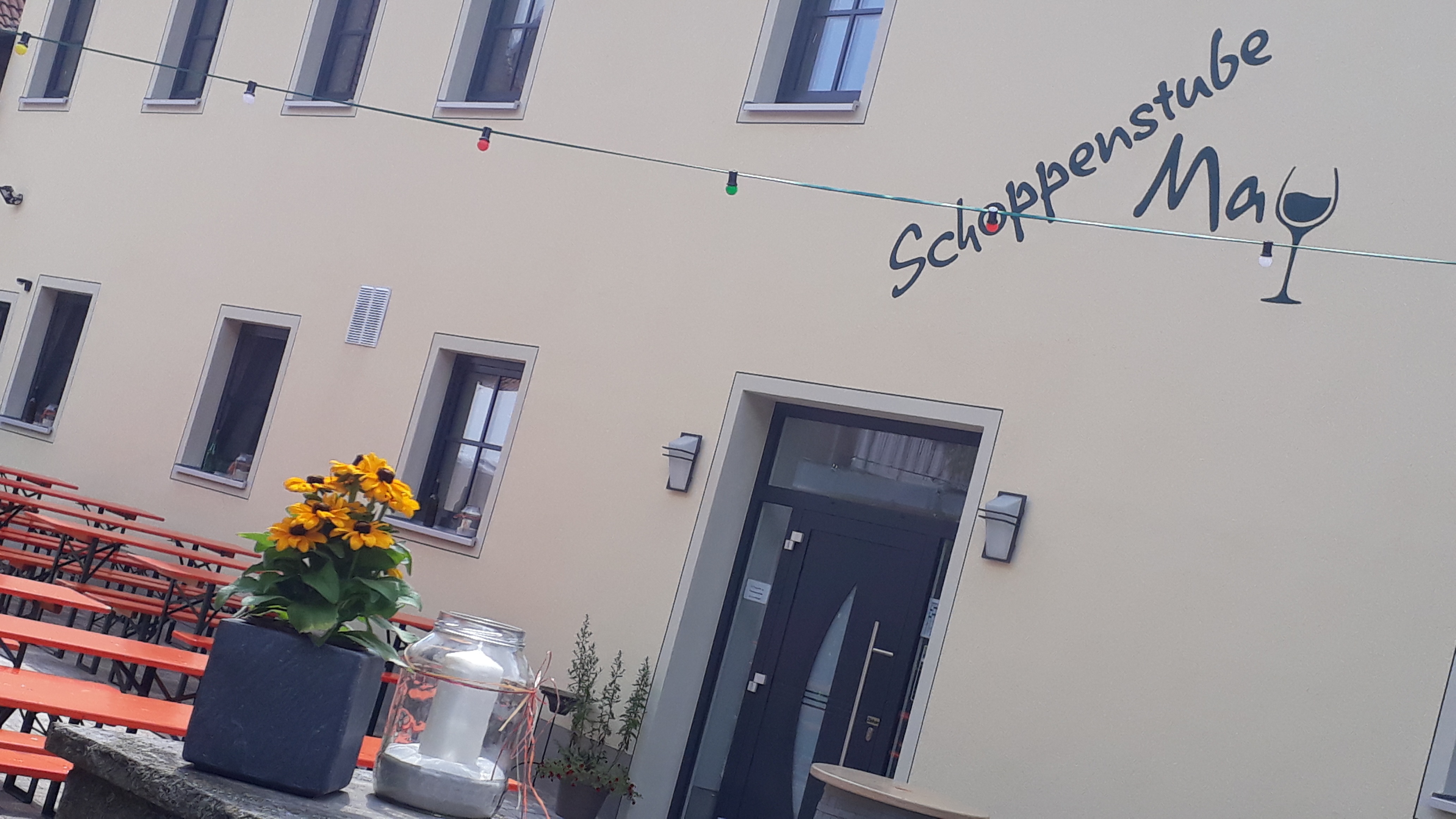 Schoppenstube May (Weigenheim). Appartements Bachu Ferienhaus  Steigerwald