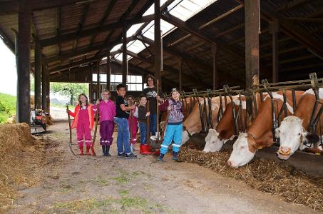 Keppler Hof - Im Stall mit anpacken