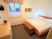 Schlafzimmer mit 160x200 Boxspringbett