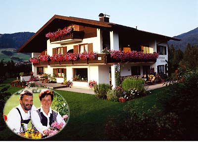 Gästehaus Schmuck (DE Reit im Winkl). (4)Zwei Ferienwohnung  Chiemgau