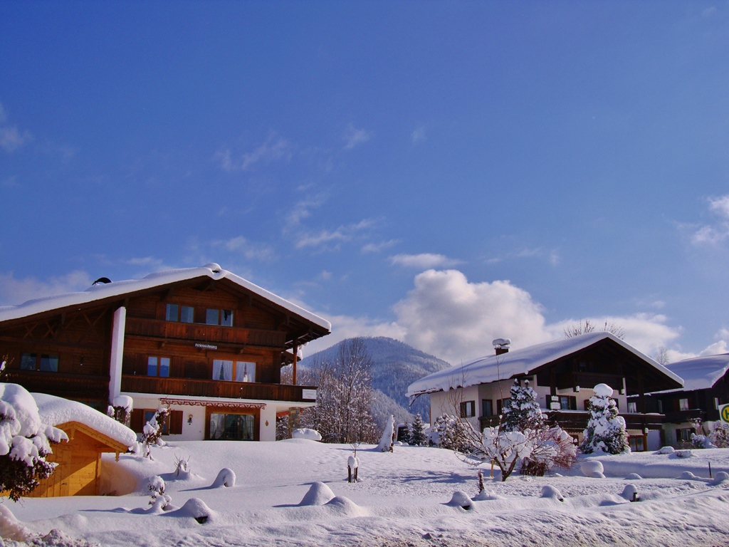 Gästehäuser Schwemmbauer (DE Reit im Win Ferienwohnung  Chiemgauer Alpen