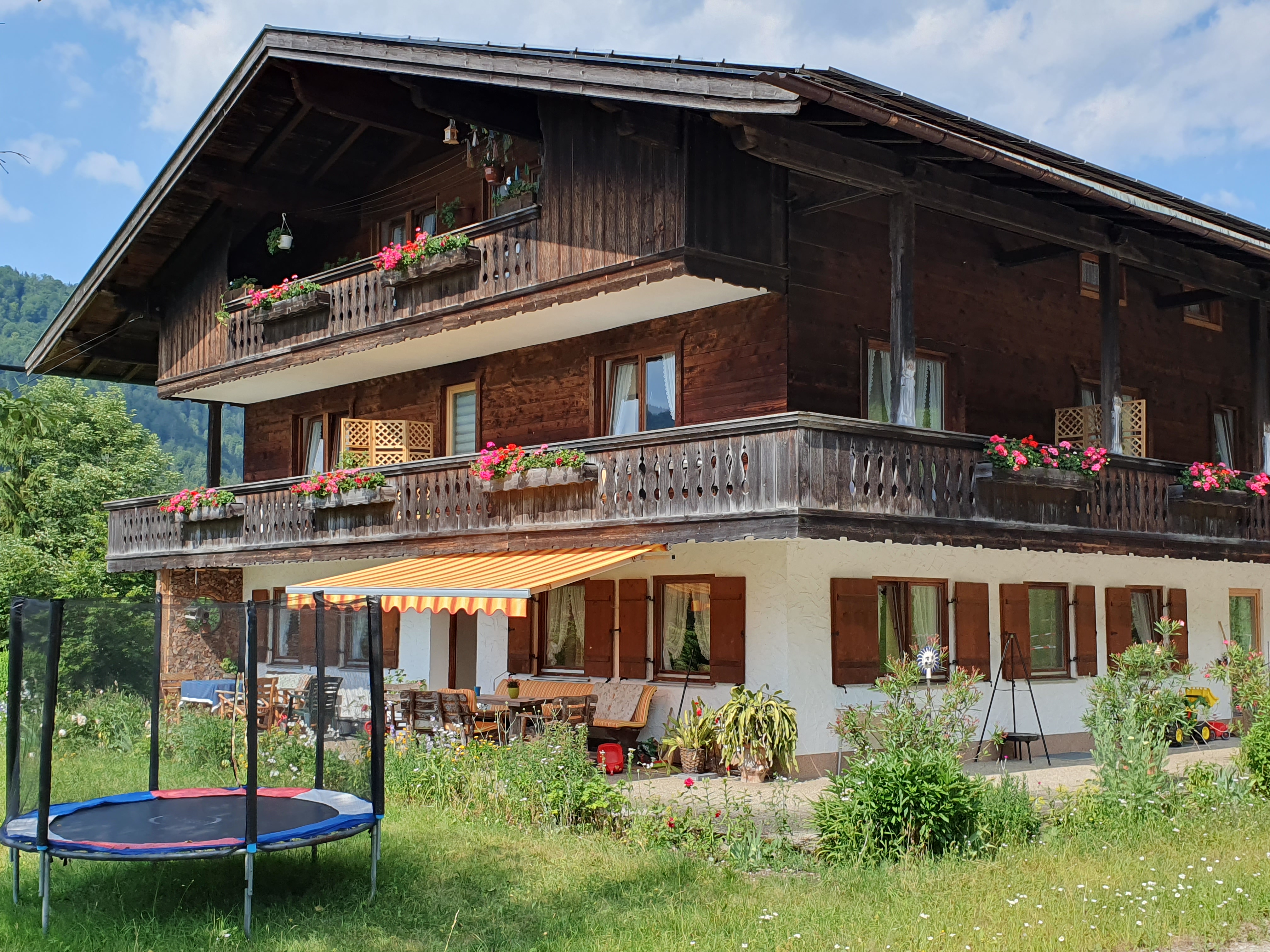 Liebertingerhof (DE Reit im Winkl). (3) gemüt Ferienwohnung in den Alpen