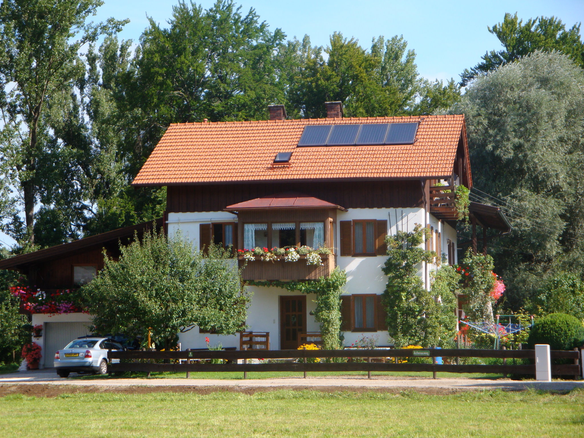 Haus Elisabeth (DE Unterwössen). Ferienwohnun Ferienwohnung in Deutschland