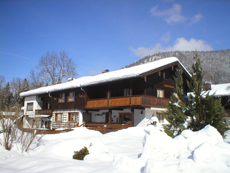 Gästehaus Berger (DE Ruhpolding). Ferienwohnu Ferienwohnung in den Alpen