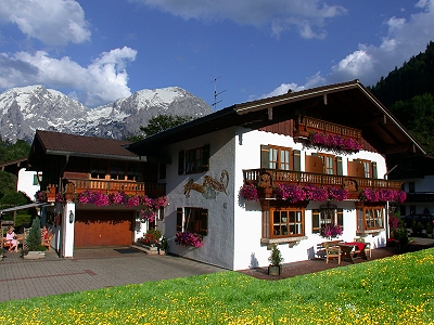 Gästehaus Alexandra (DE Ramsau). Ferienwohnun Ferienwohnung  Berchtesgadener Land