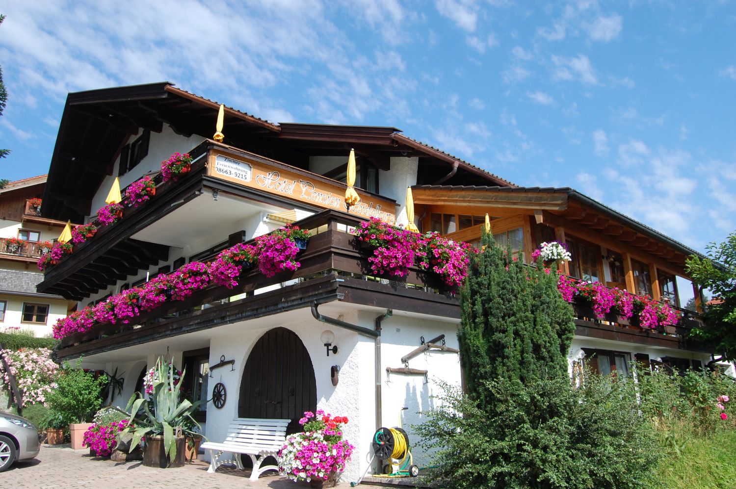 Hotel - Pension - Heidelberg (DE Ruhpolding). 03,  Ferienwohnung in den Alpen
