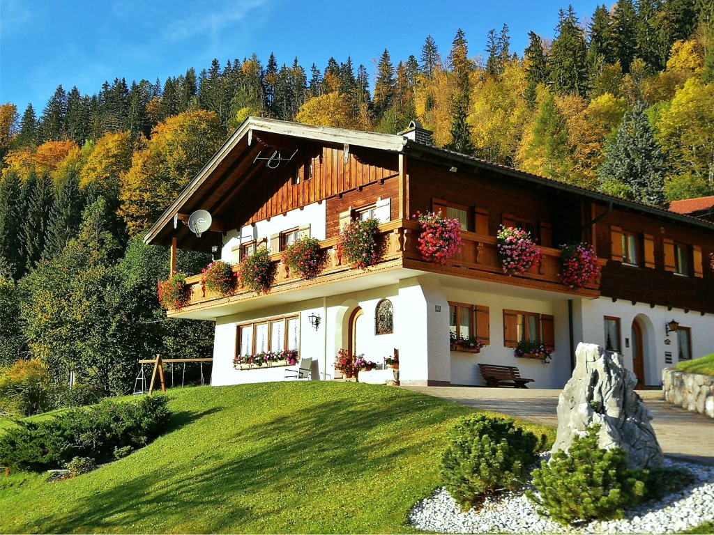 Haus Frechen Fendt (DE Berchtesgaden). Ferienwohnu Ferienwohnung in den Alpen