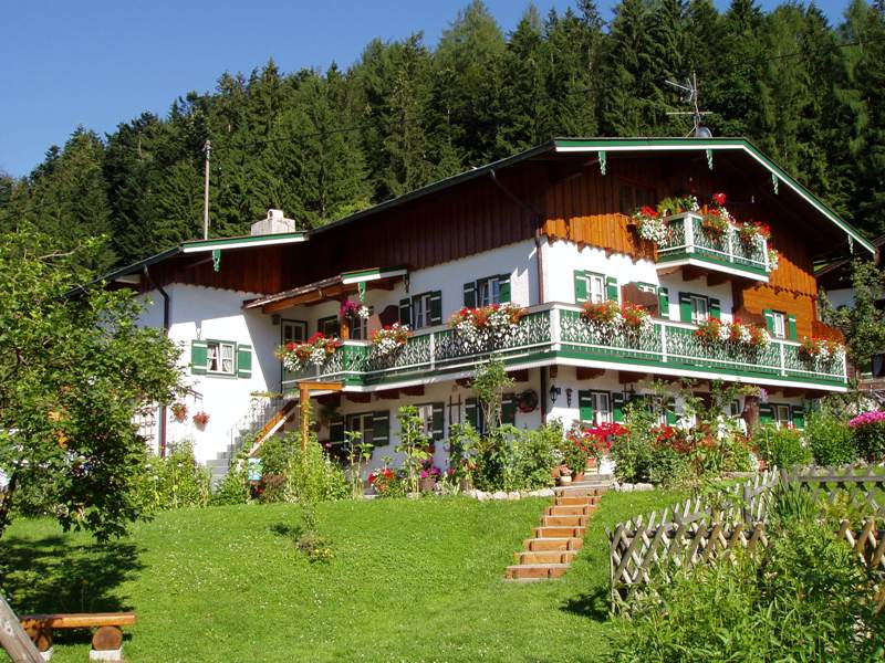 Haus Michinglehen (DE Marktschellenberg). Ferienwo Ferienwohnung in den Alpen