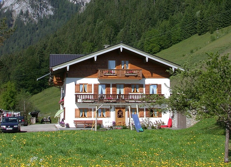 Fluchthäusl Ferienwohnung (DE Ramsau). Ferien Ferienwohnung in den Alpen