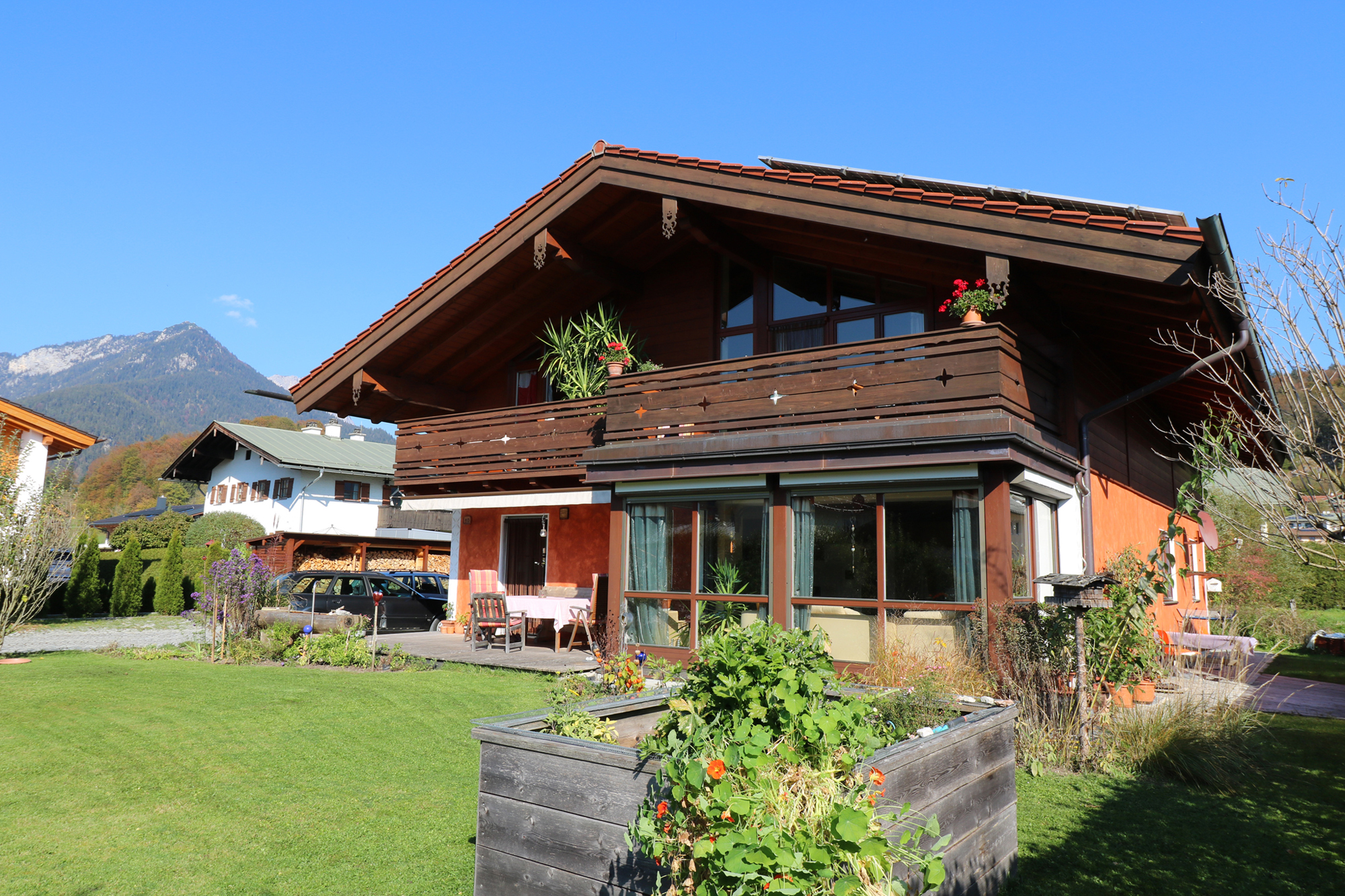 Haus Rosenrot (DE Bischofswiesen). Ferienwohnung f Ferienwohnung  Berchtesgadener Land
