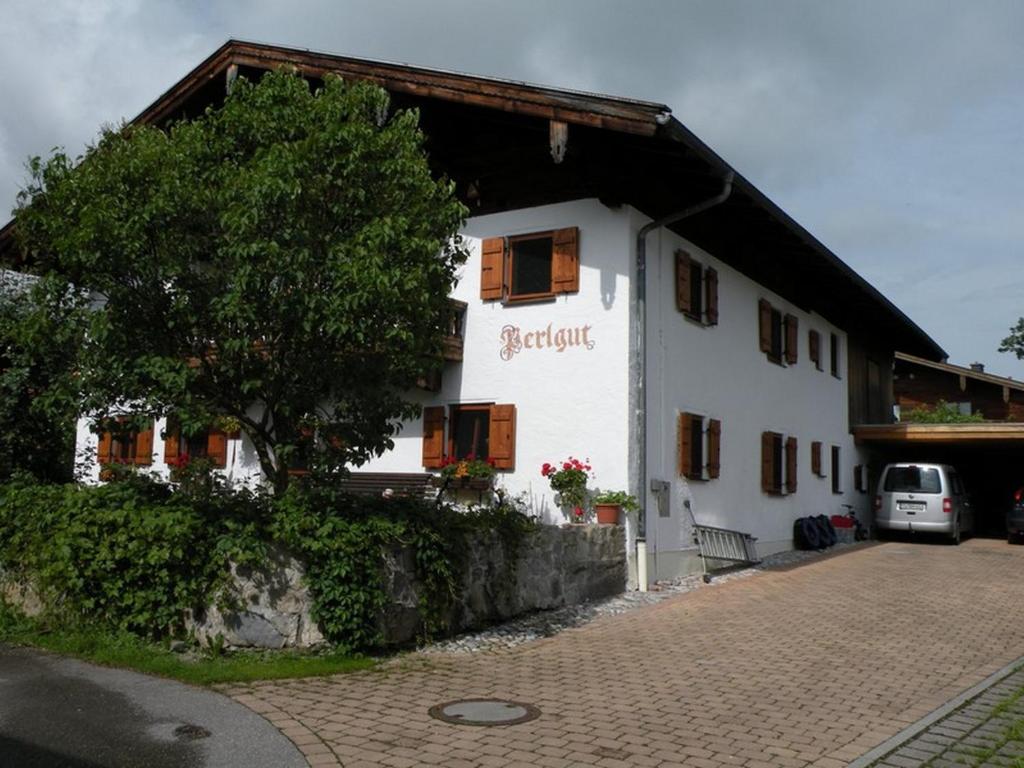 Haus Perlgut - Maraun Alessia (DE Rottau). Ferienw Ferienwohnung in den Alpen