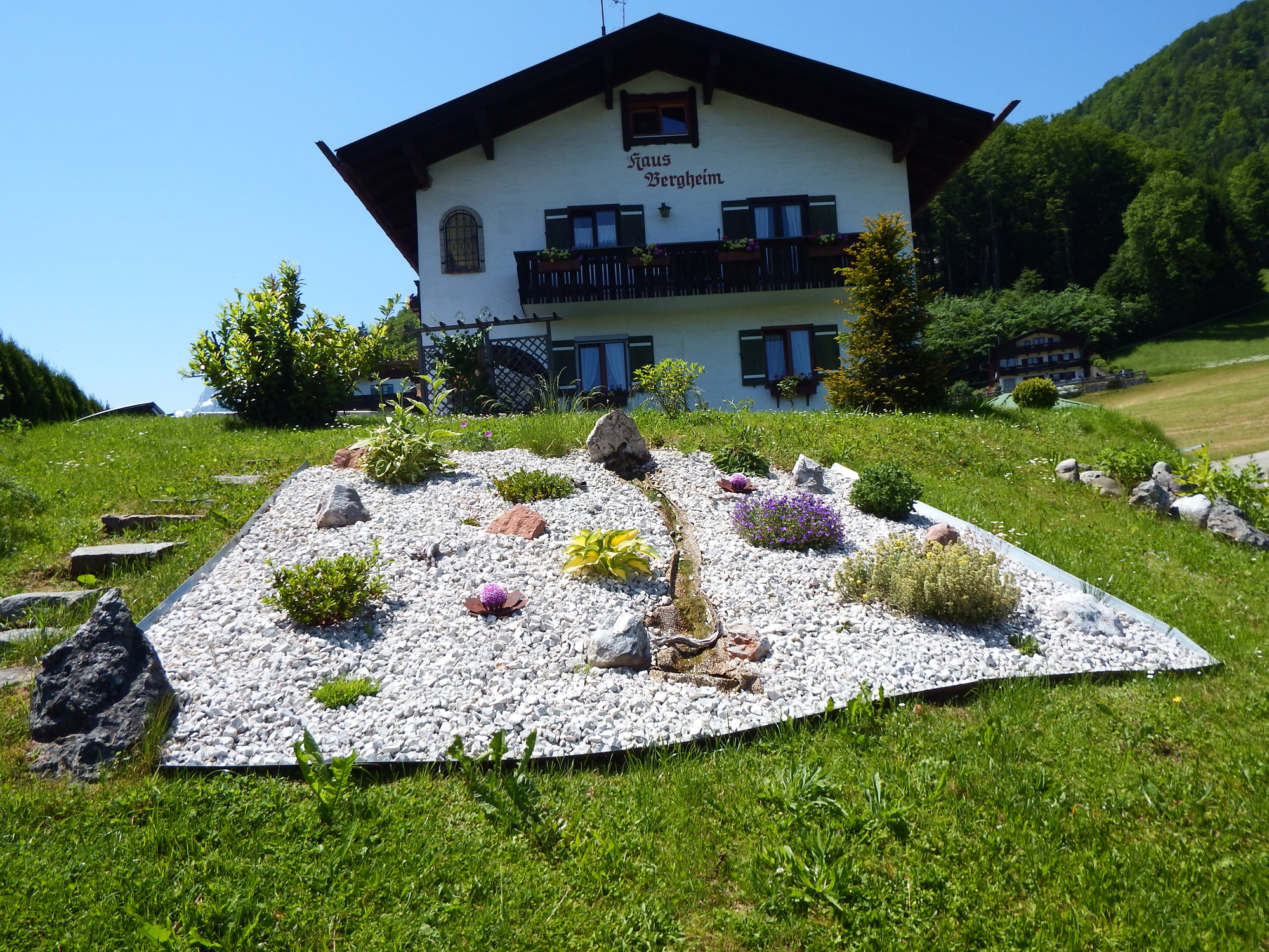 Haus Bergheim (DE Bischofswiesen). Ferienwohnung N Ferienwohnung in den Alpen