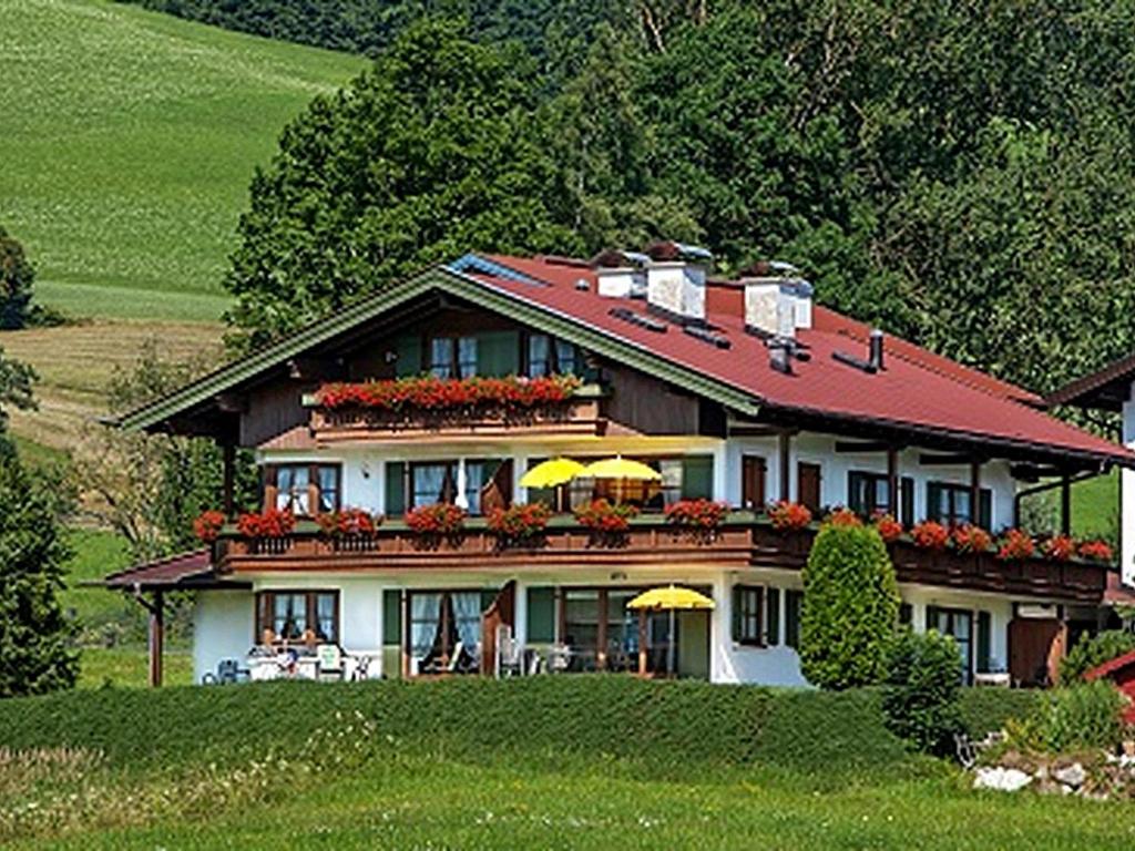 Ferienwohnung Froböse (DE Reit im Winkl). Fer Ferienwohnung in den Alpen
