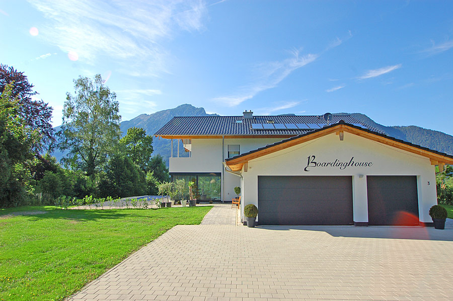 Boardinghouse (DE Bayerisch Gmain). Wohnung 6 Pent Ferienwohnung in den Alpen