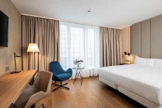 Zimmer / Urheber: NH Hoteles, S.A. 2021 Madrid / Rechteinhaber: &copy; NH Hoteles, S.A. 2021 Madrid