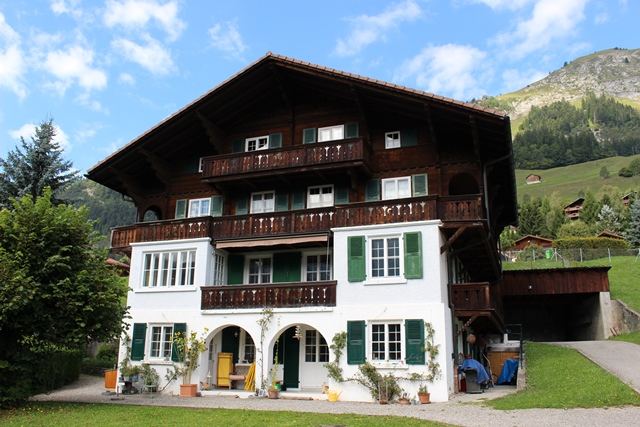 Appartement Arnica 1, (Château-d'Oex).  Ferienwohnung  Waadtländer Alpen