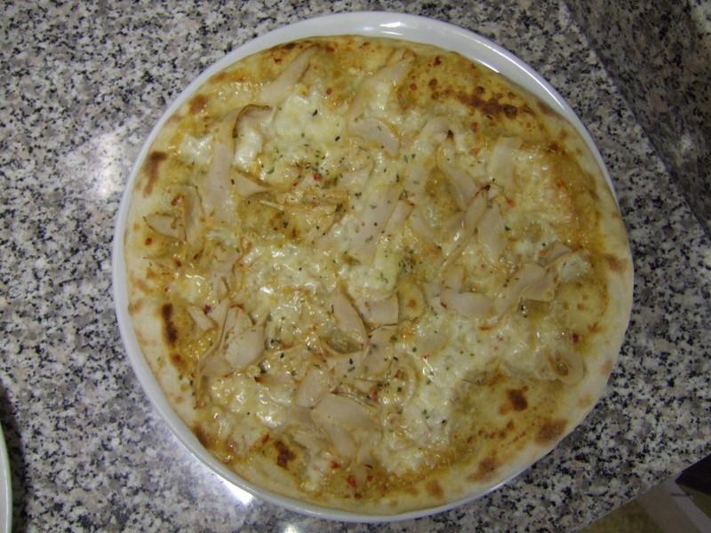 Our speciality of the house Pizza Pollo