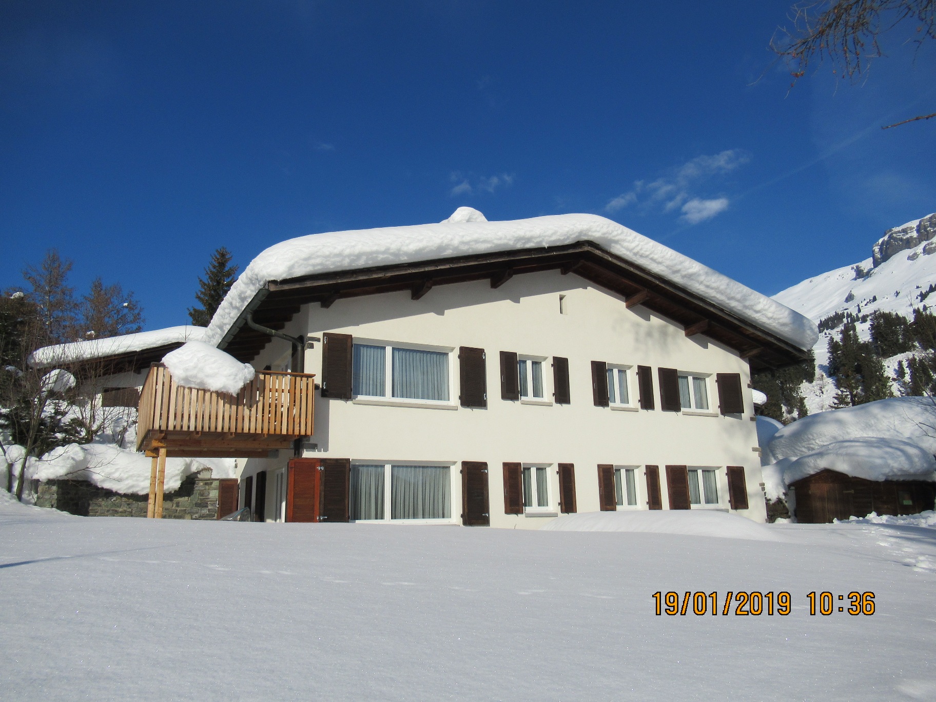 Casa Mirella, (Flims Dorf). 4 Zimmerwohnung Ferienwohnung in der Schweiz