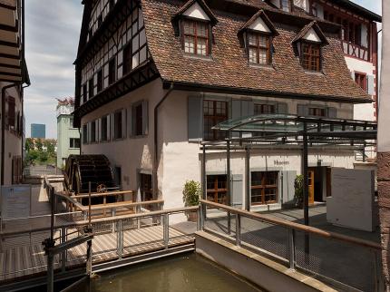 Monthly tour of August "St. Alban-Tal - the little Venice of Basel" Niños (hasta 6 años)