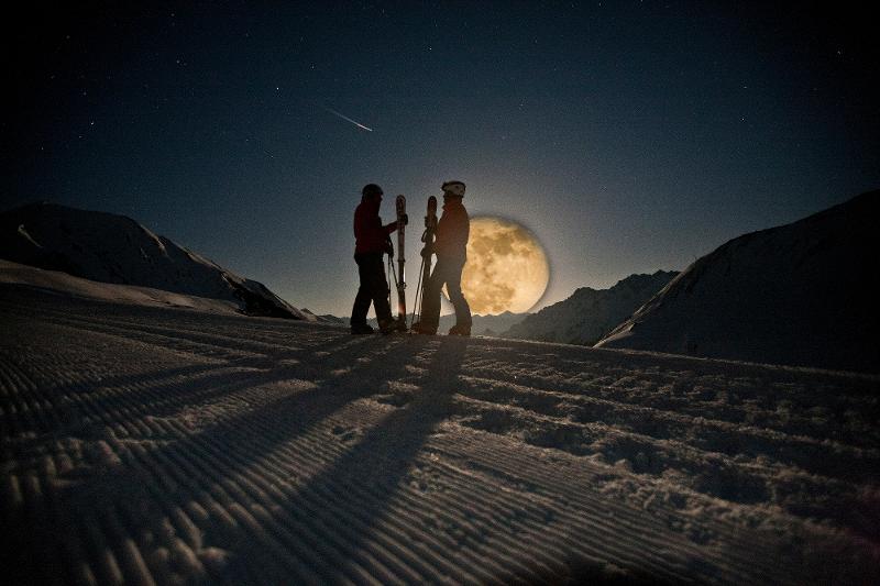 Mondschein-Skifahren