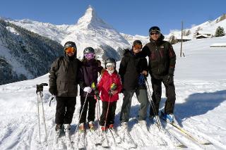 Family Skiing / Copyright holder: &copy; Petr Till